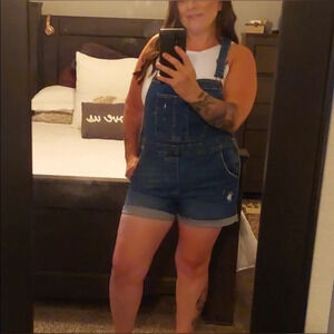 No Boundaries XL Shortalls euc Cuffed Medium wash elastic waistband 15-17